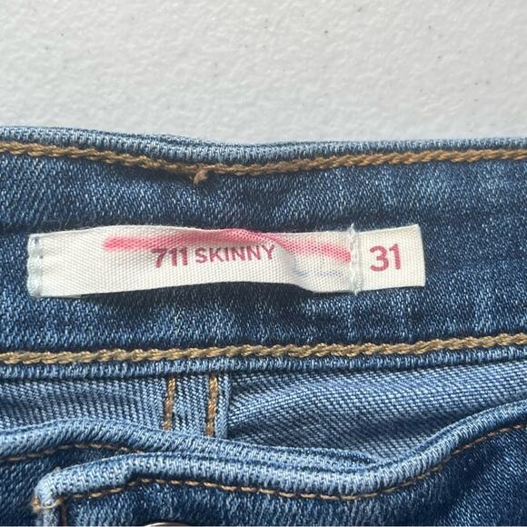 Levi Strauss & Co 711 Skinny Distressed Jean Size 31 - Picture 3 of 12